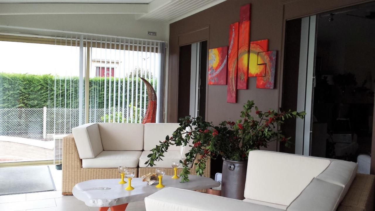 Chambre Privee Avec Salon, Garage Voiture, Velos, Motos Tourville-sur-Arques Exterior foto